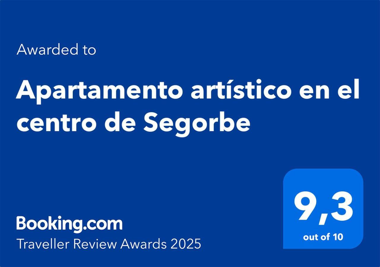 Artistico En El Centro De Apartment